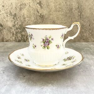 Vtg Royal Minster Purple Floral Tea Cup Saucer Fine Bone China England c1960